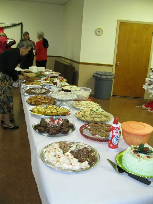 Christmas Candlelight Service & Fellowship 2011