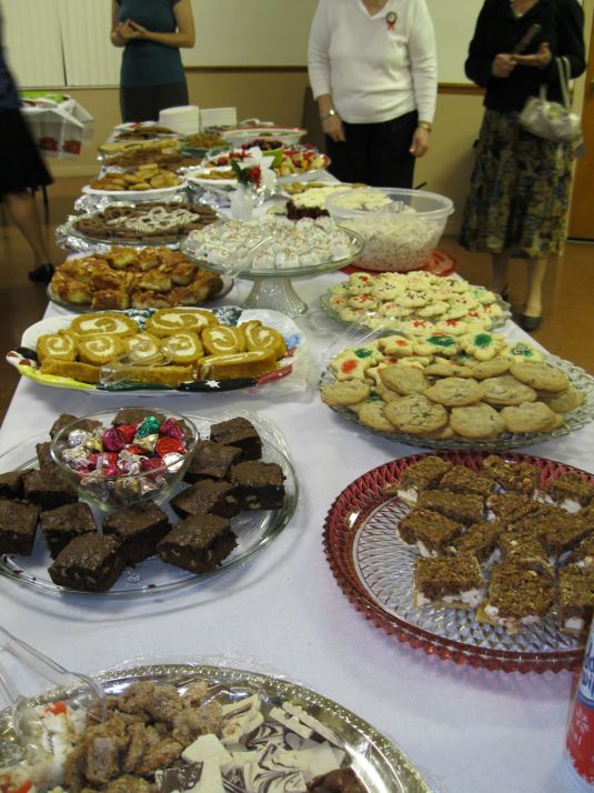 Christmas Candlelight Service & Fellowship 2011