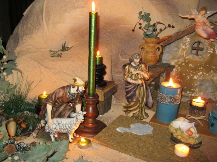 Christmas Candlelight Service & Fellowship 2011