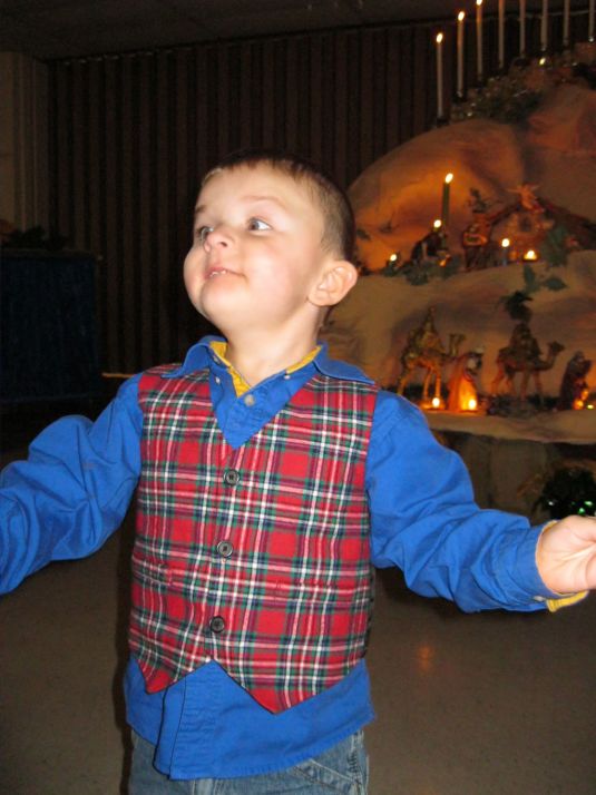 Christmas Candlelight Service & Fellowship 2011