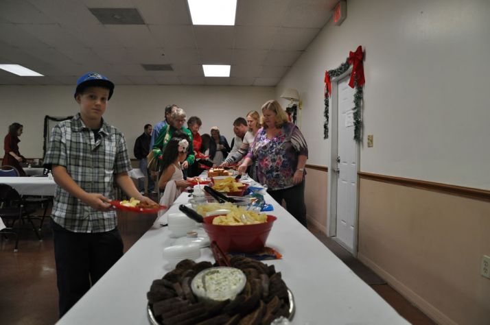 Christmas Candlelight Service & Fellowship 2012